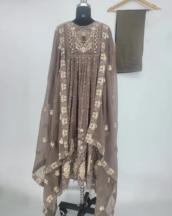 English Mauve Chiffon Outfit